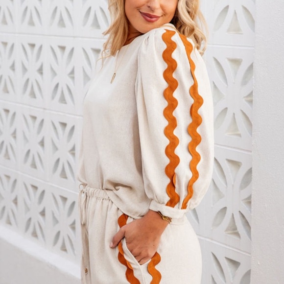 2 piece wide leg pant set - Picture 3 of 3